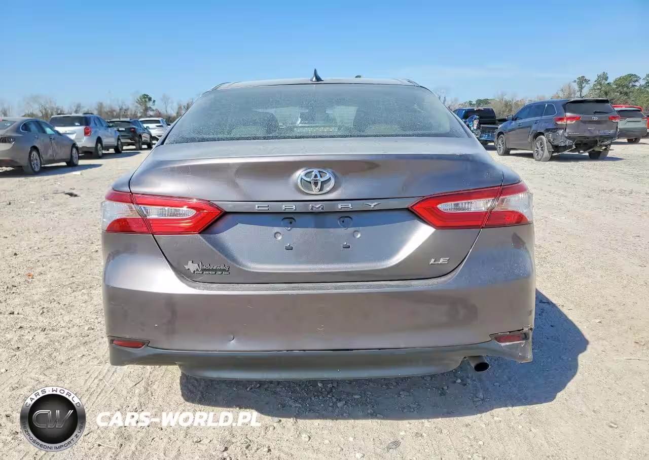 2019 Toyota Camry Le VIN:4T1B11HK0KU208100 - 6