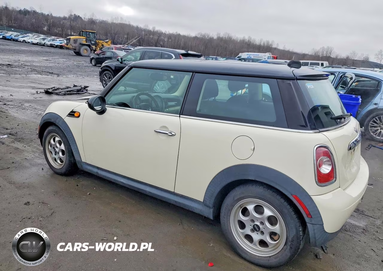 2012 Mini Cooper VIN:WMWSU3C59CT260077 - 2