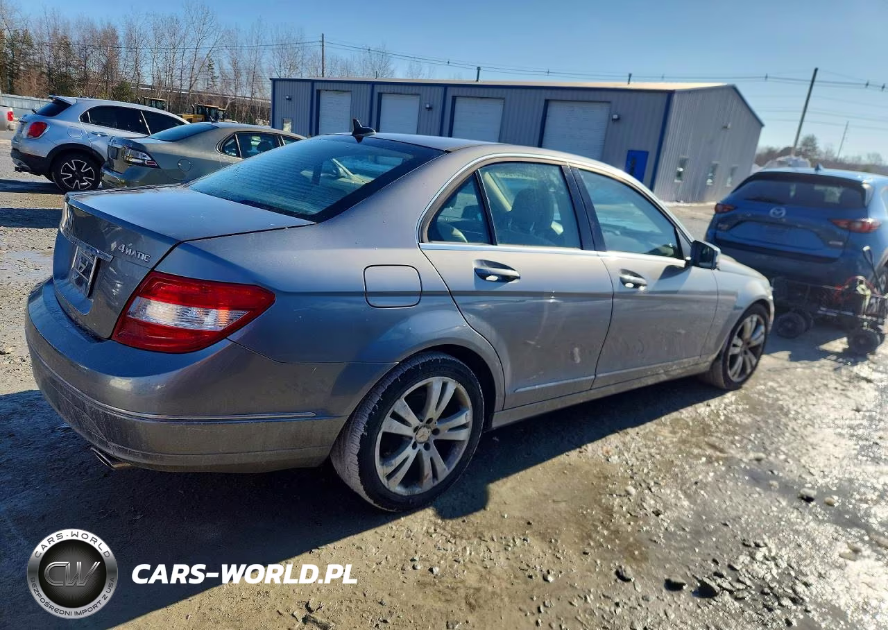 2011 Mercedes-Benz C 300 4Matic VIN:WDDGF8BB4BR167007 - 3