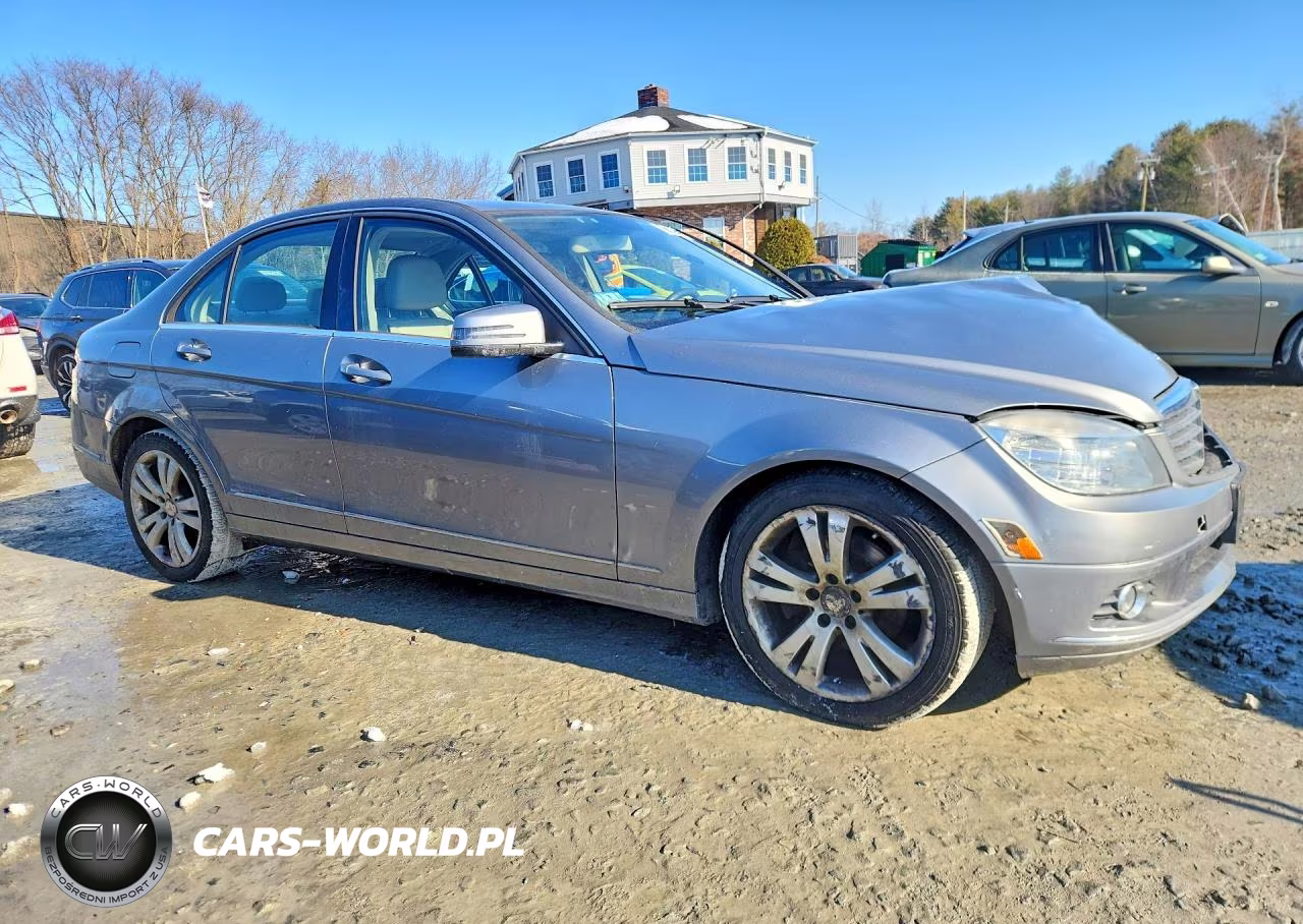 2011 Mercedes-Benz C 300 4Matic VIN:WDDGF8BB4BR167007 - 4