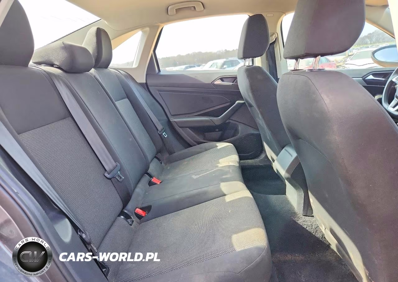 2019 Volkswagen Jetta S VIN:3VWC57BU3KM225999 - 10