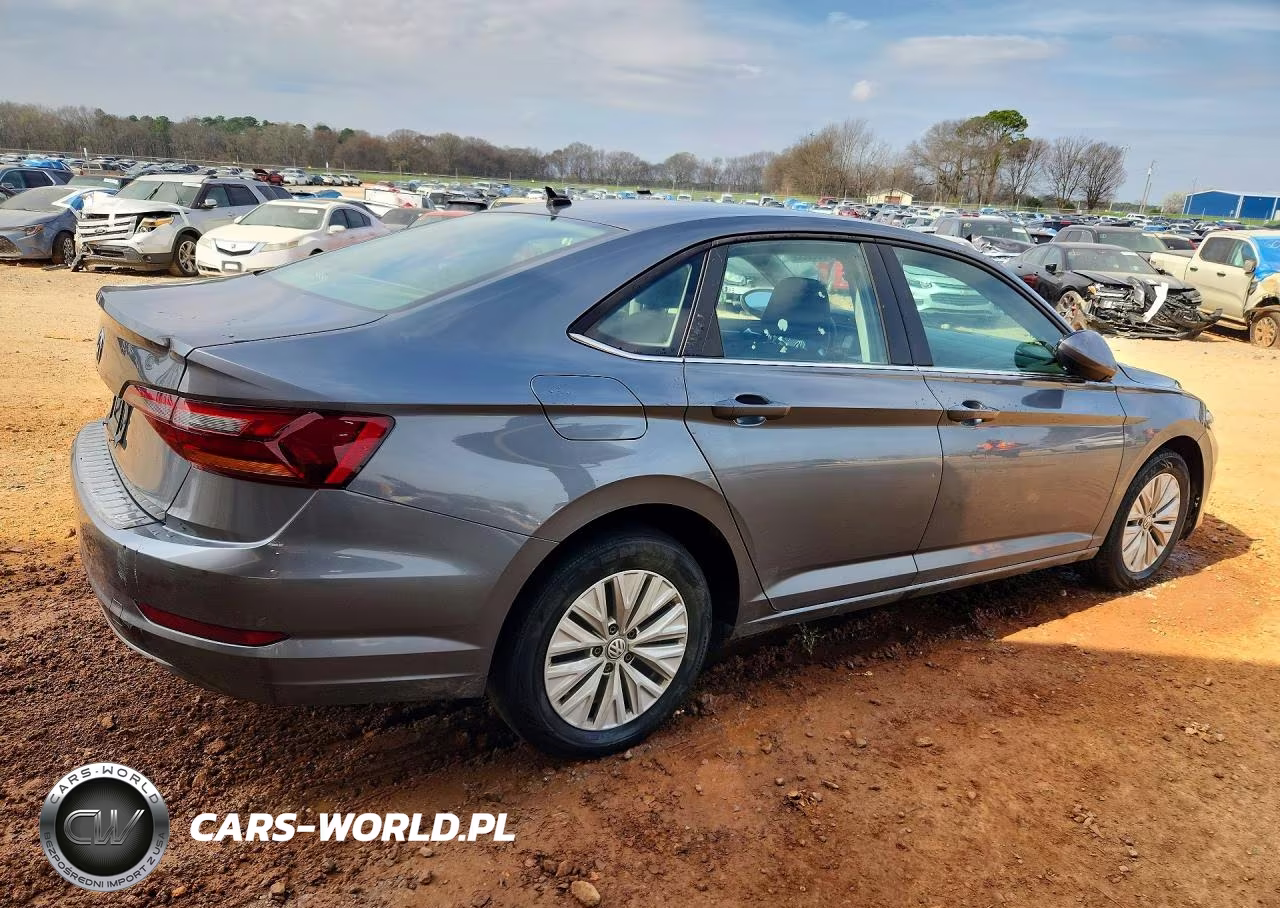 2019 Volkswagen Jetta S VIN:3VWC57BU3KM225999 - 3