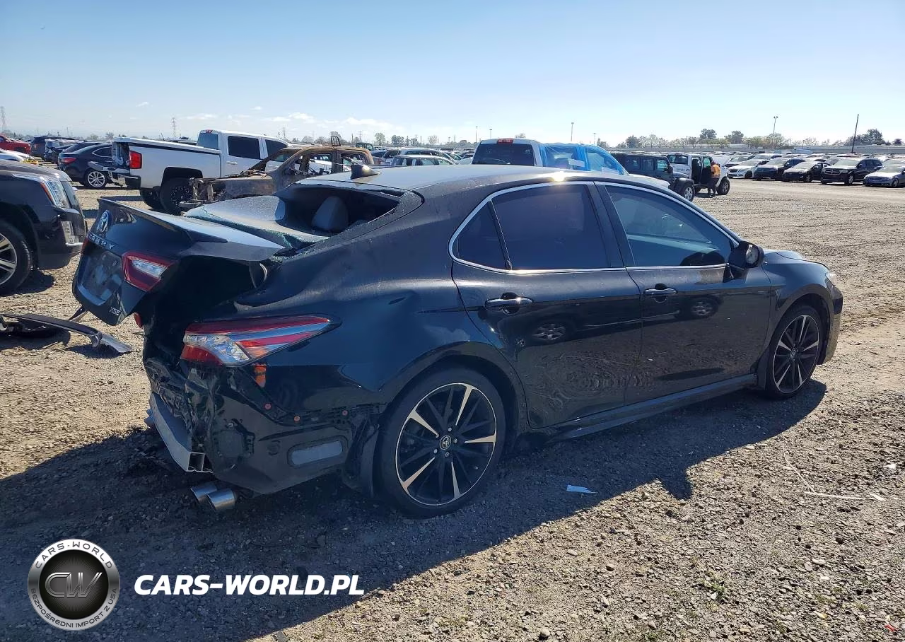 2019 Toyota Camry Xse VIN:4T1B61HK1KU729134 - 3