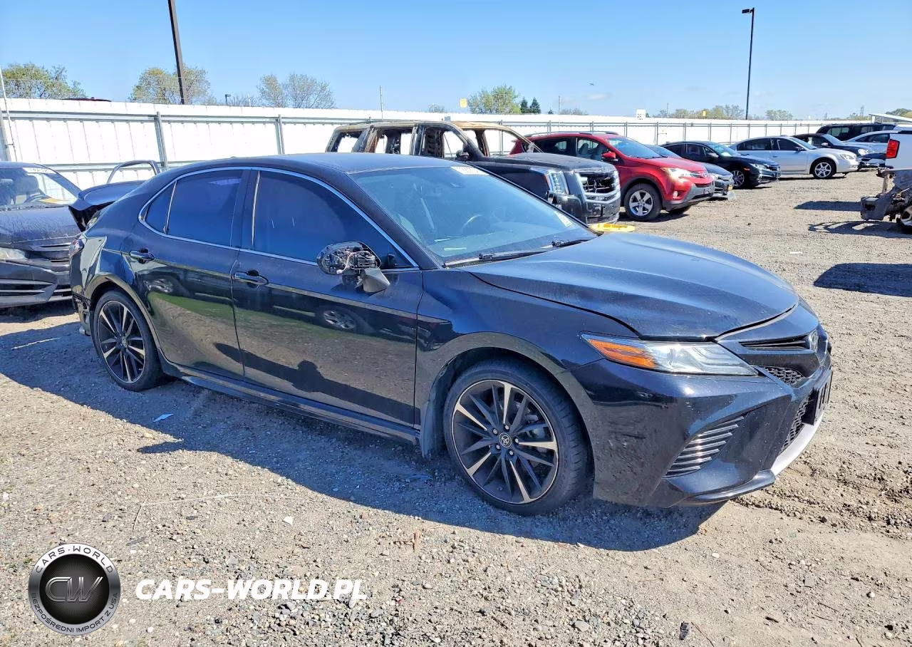 2019 Toyota Camry Xse VIN:4T1B61HK1KU729134 - 4