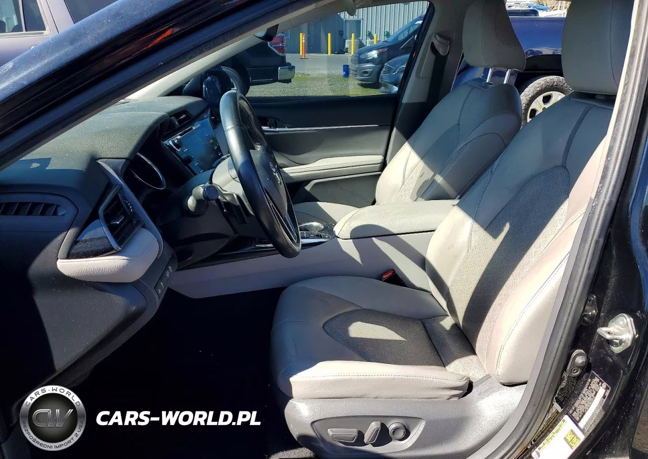 2019 Toyota Camry Xse VIN:4T1B61HK1KU729134 - 7