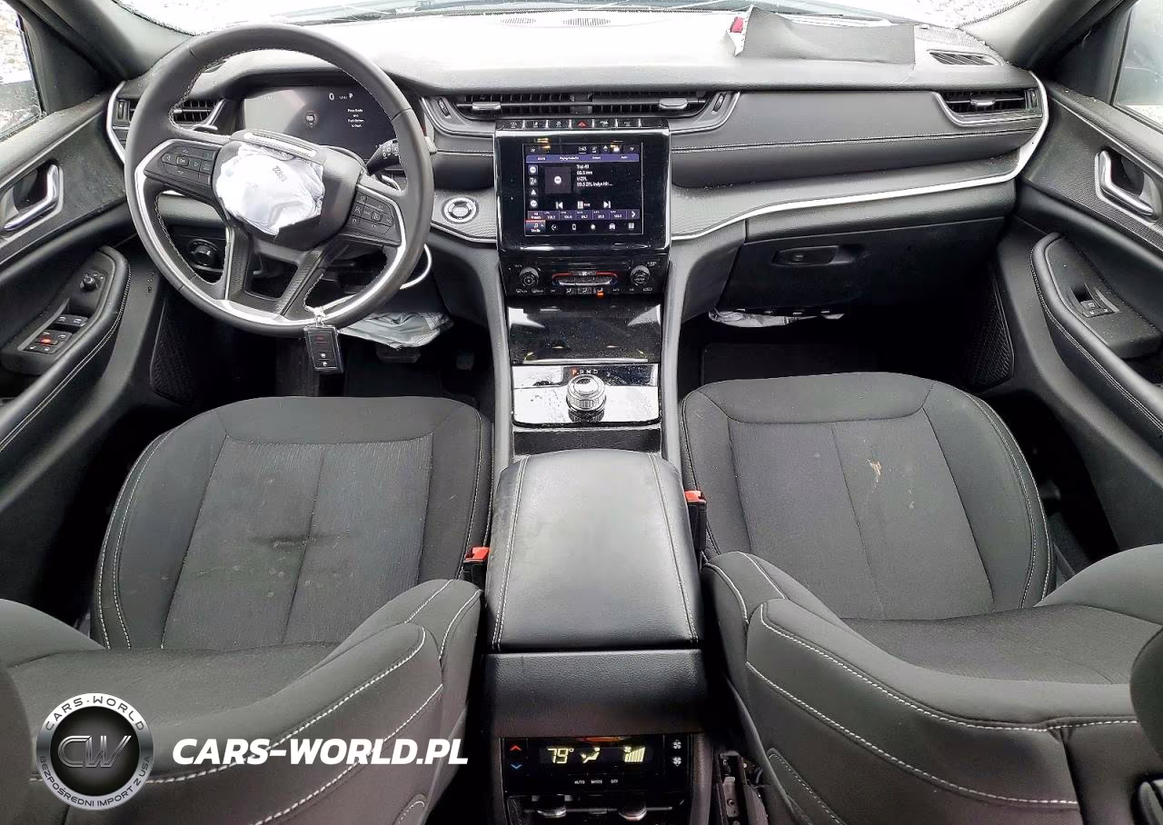 2024 Jeep Grand Cherokee L Laredo VIN:1C4RJKAG5R8617209 - 8