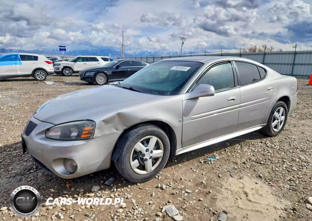 2008 Pontiac Grand Prix – zdjęcie 1 z 12