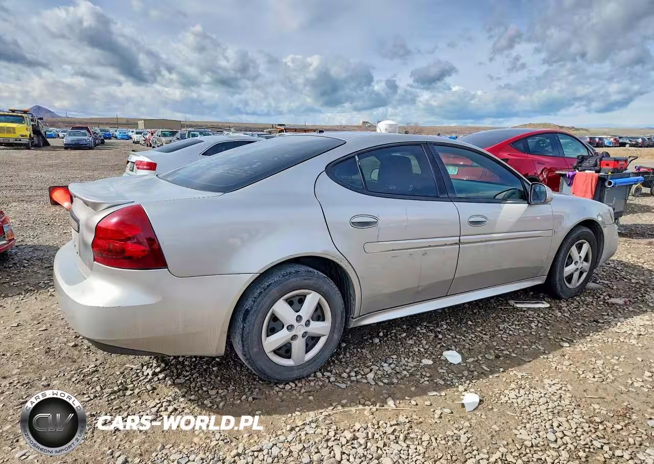 2008 Pontiac Grand Prix VIN:2G2WP552981182590 - 3