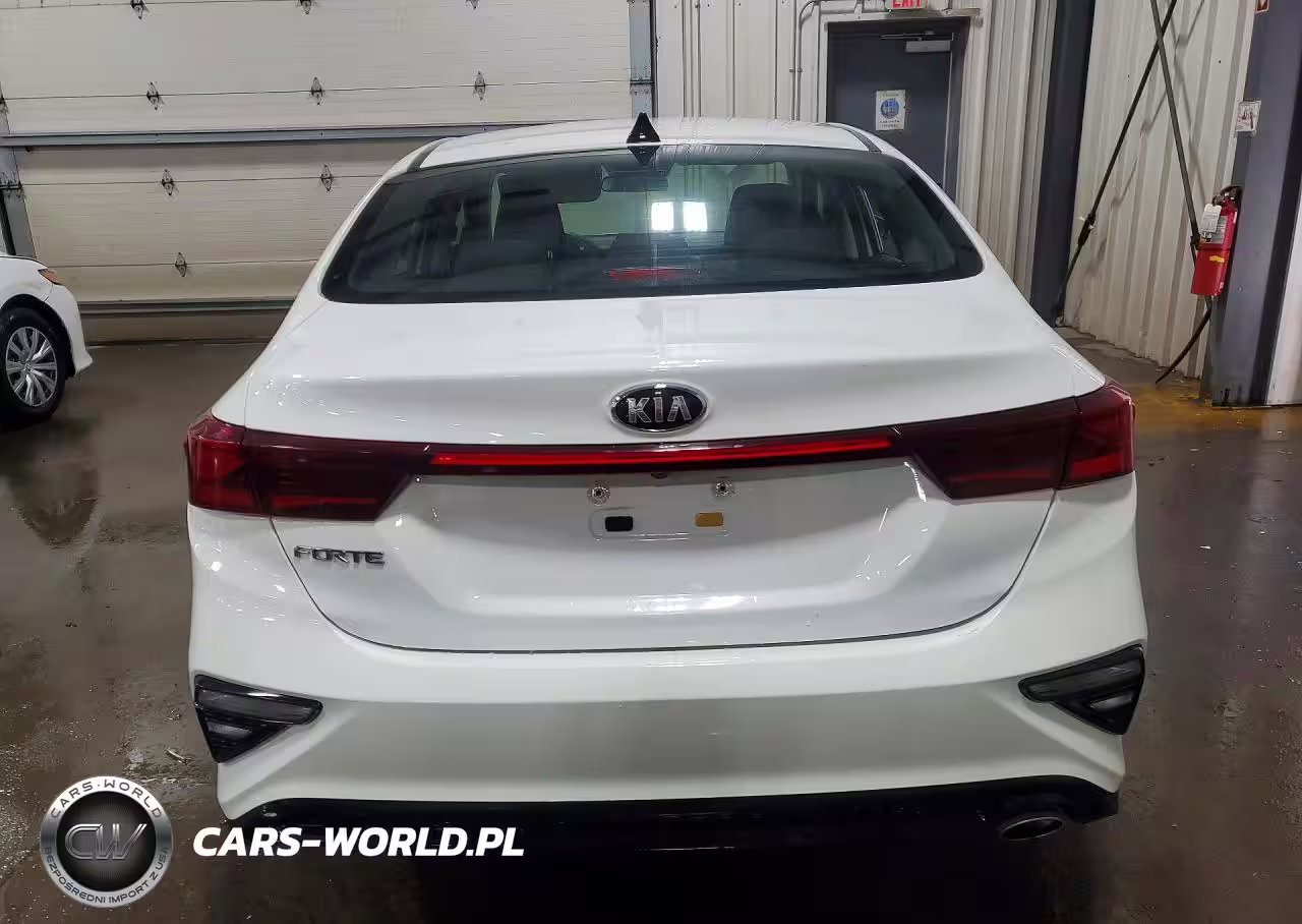 2021 Kia Forte Lxs VIN:3KPF24AD7ME329711 - 6