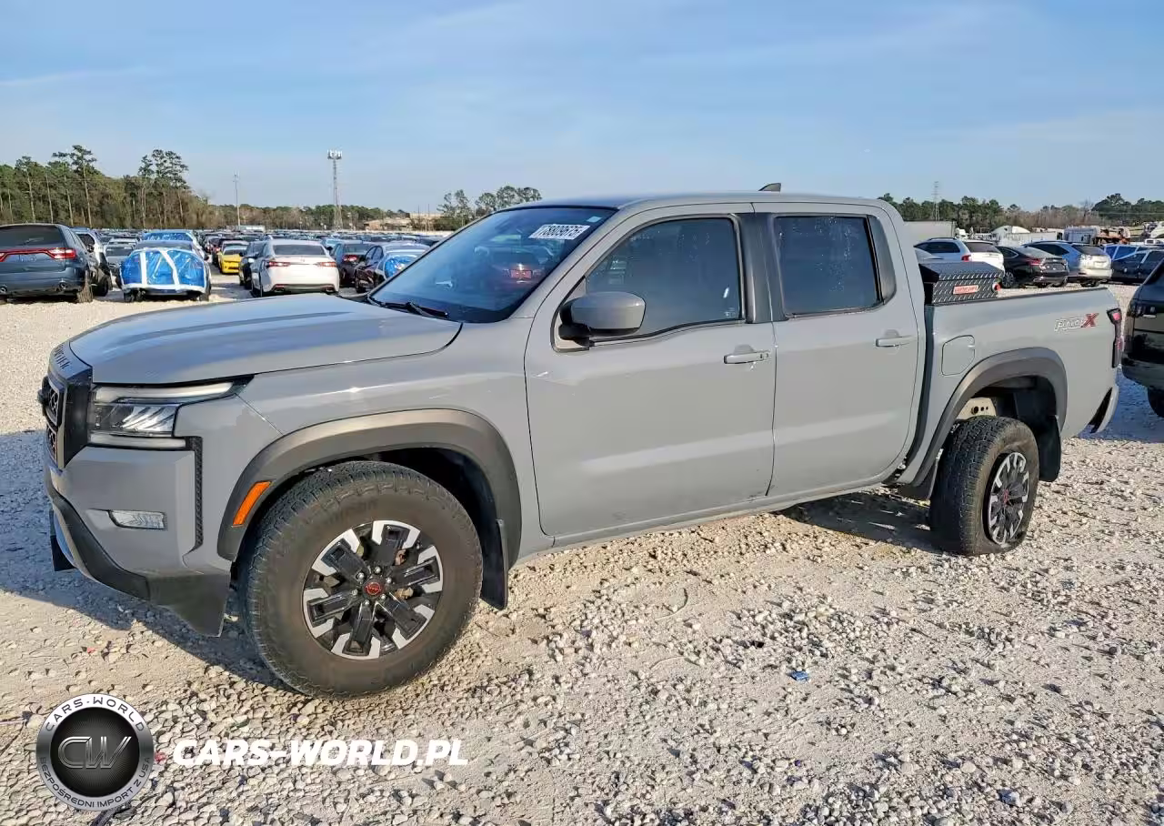 2022 Nissan Frontier Pro-X