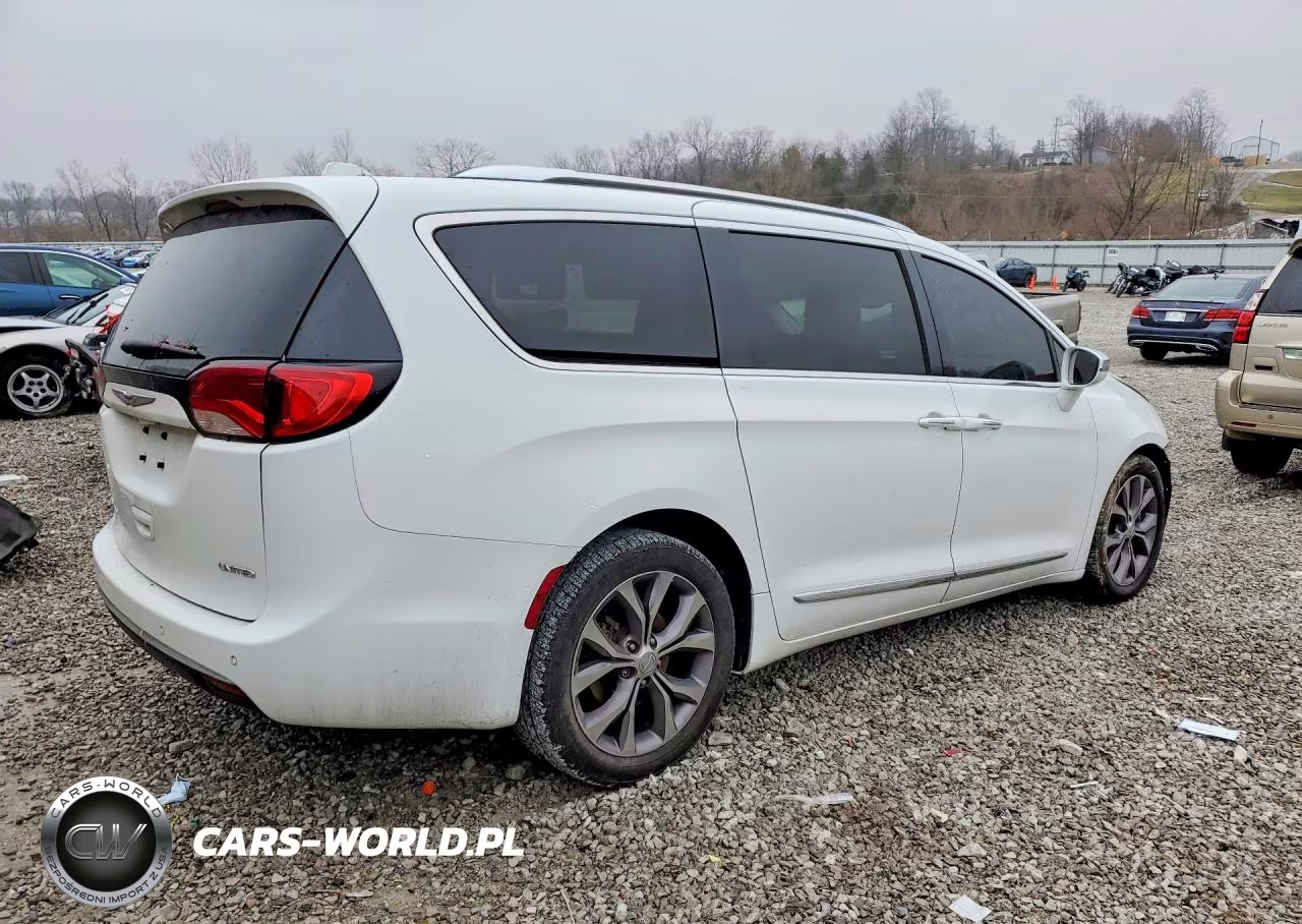 2020 Chrysler Pacifica Limited VIN:2C4RC1GG3LR277517 - 3