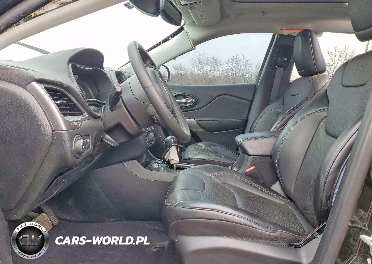 2022 Jeep Cherokee Latitude Lux VIN:1C4PJMMX9ND551487 - 7