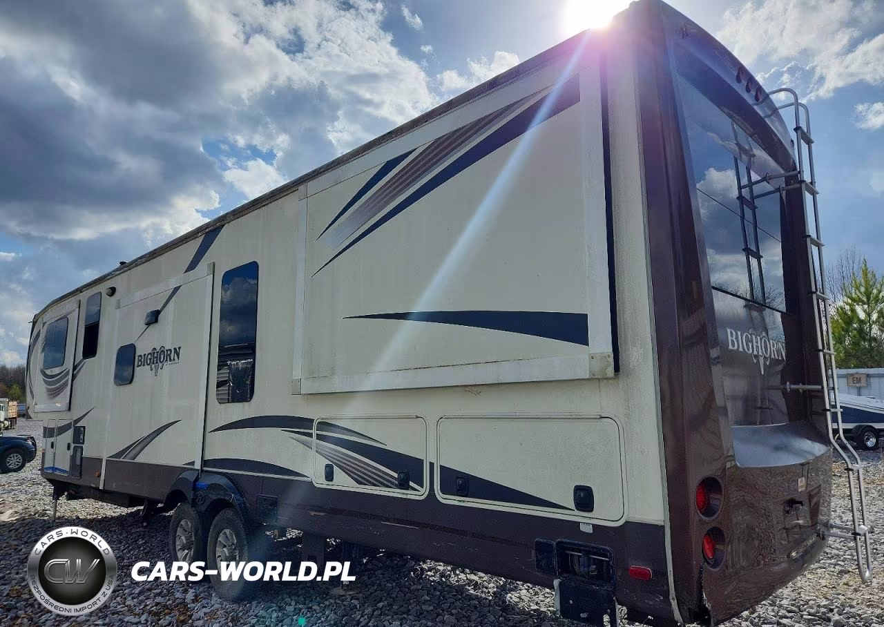 2015 Heartland Big Country Camper VIN:5SFBG432XFE297747 - 3