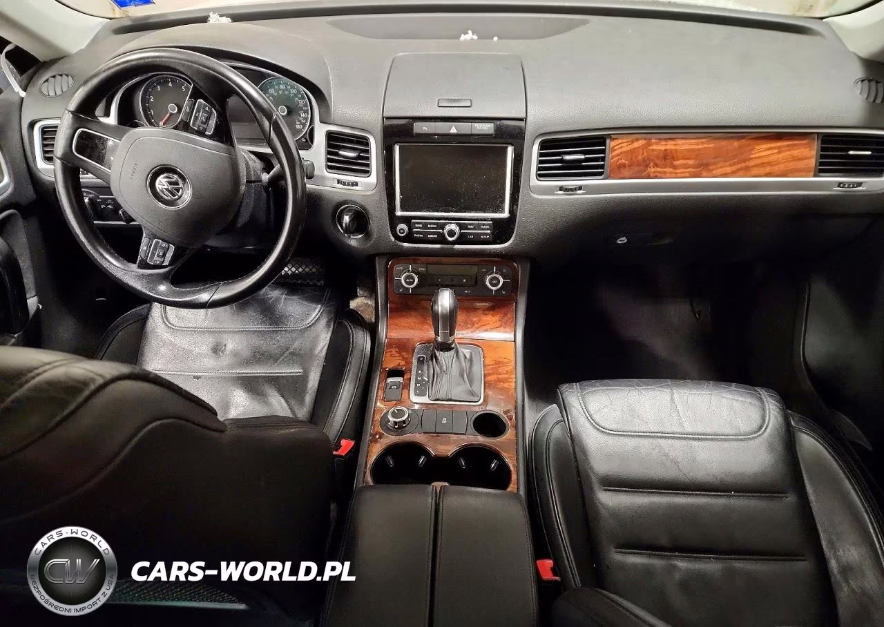 2012 Volkswagen Touareg V6 VIN:WVGFF9BPXCD000345 - 8