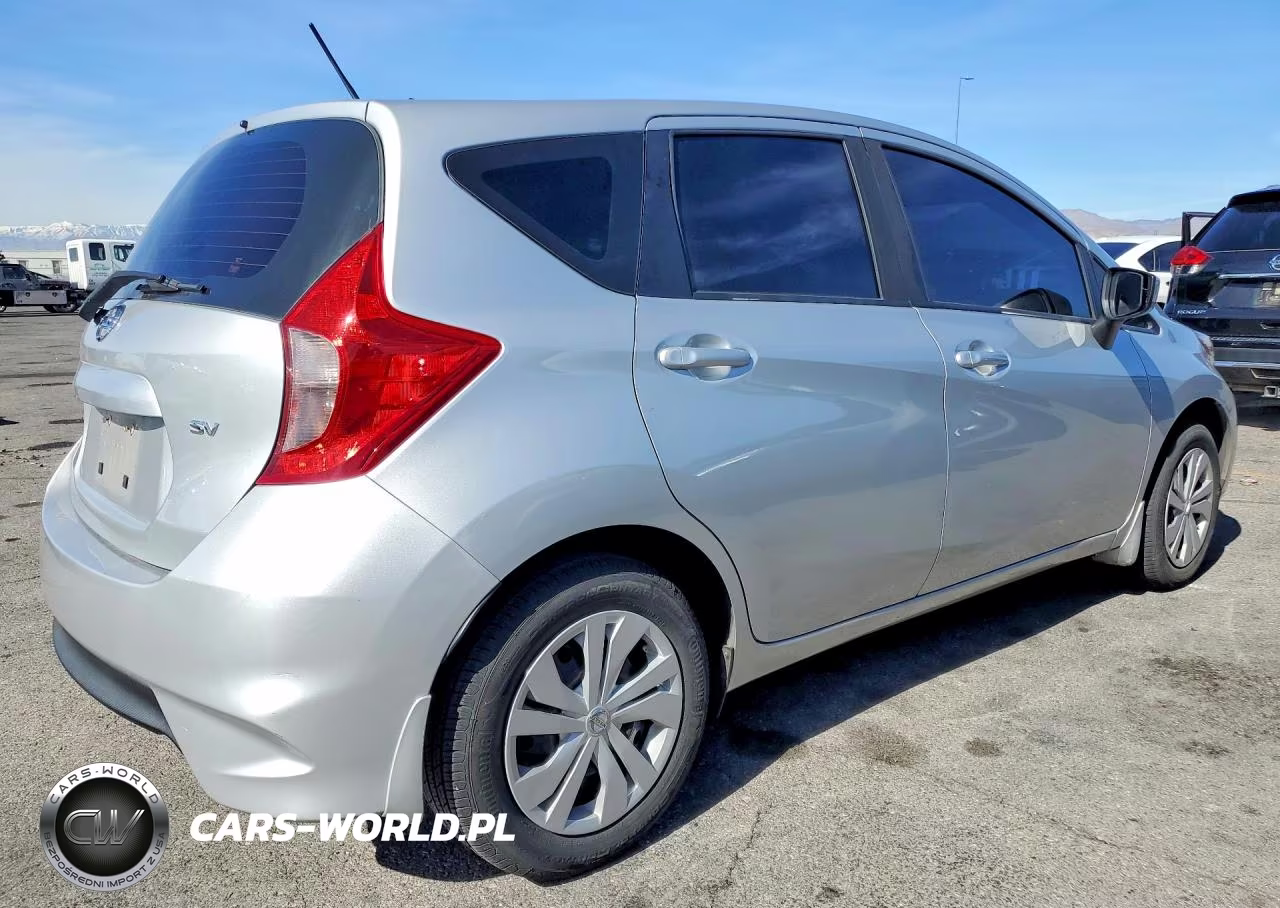 2018 Nissan Versa Note Sv VIN:3N1CE2CP8JL354861 - 3