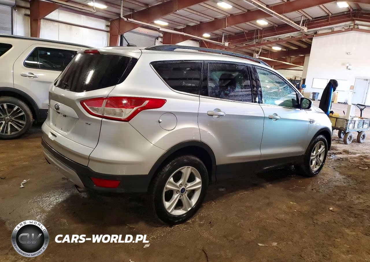 2016 Ford Escape Se VIN:1FMCU0G72GUA55844 - 3