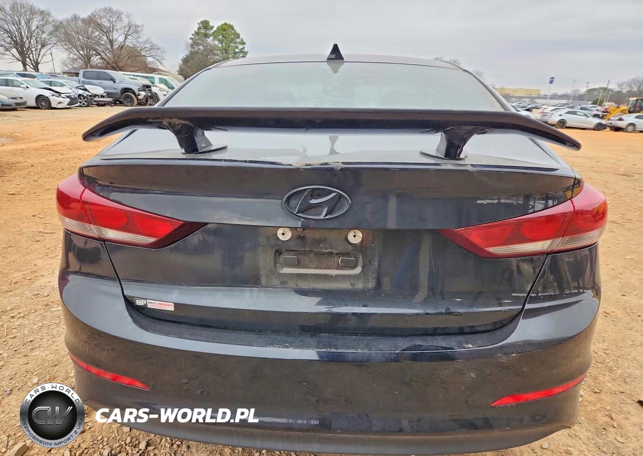 2017 Hyundai Elantra Value Edition VIN:KMHD84LFXHU240674 - 6