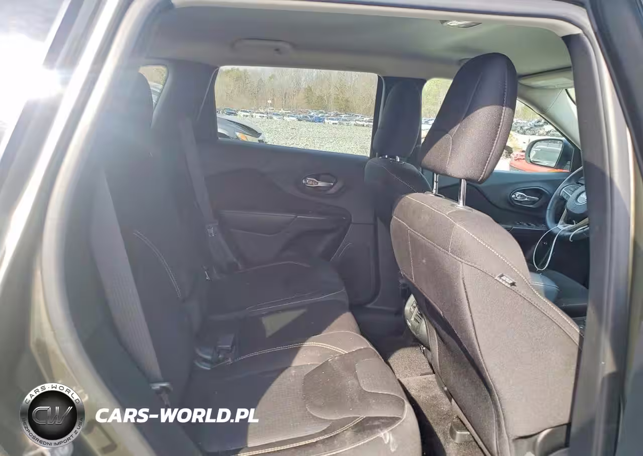 2015 Jep Cherokee Latitude VIN:1C4PJLCB3FW683280 - 11