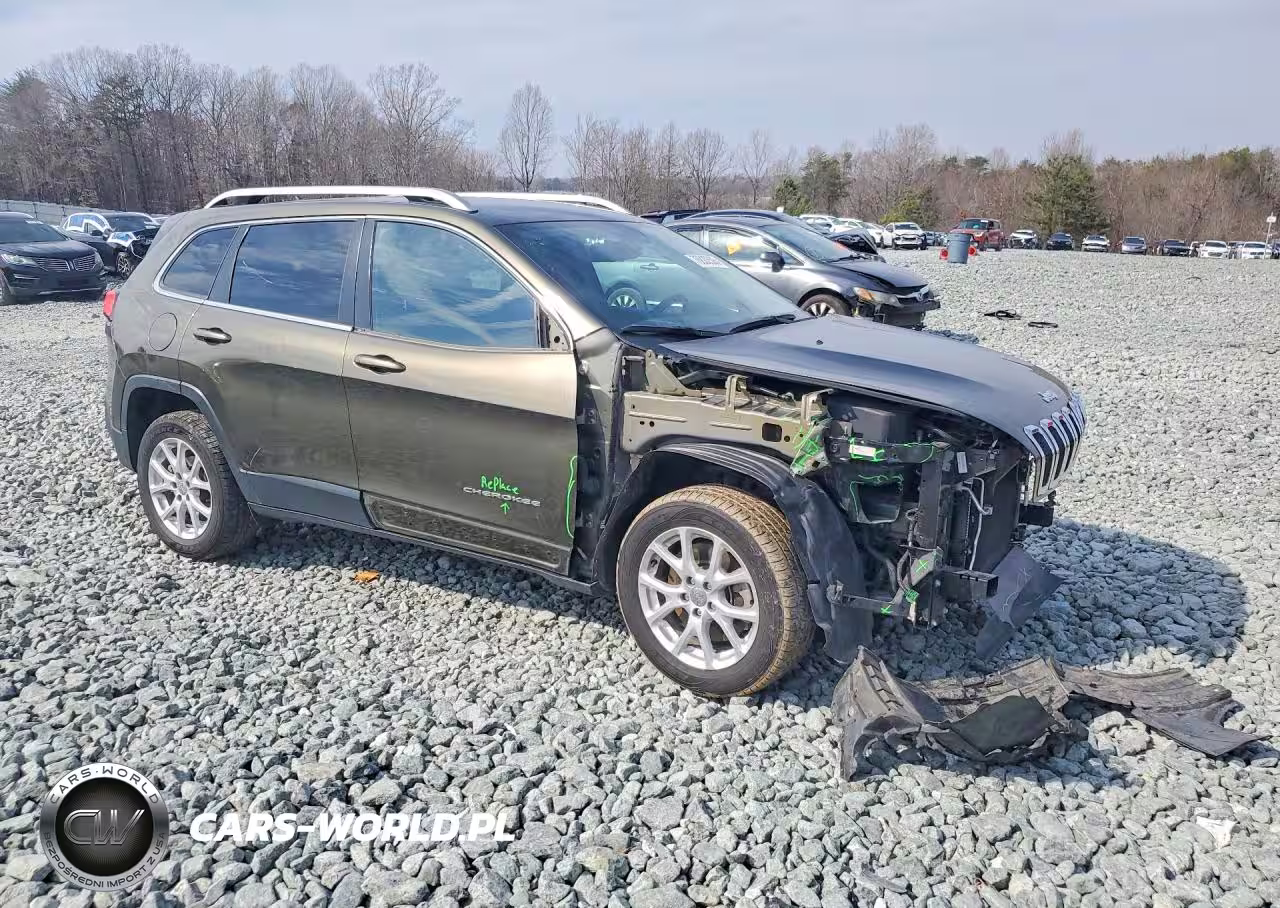 2015 Jep Cherokee Latitude VIN:1C4PJLCB3FW683280 - 4