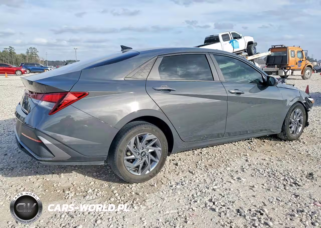 2024 Hyundai Elantra Sel VIN:KMHLM4DG0RU728449 - 3