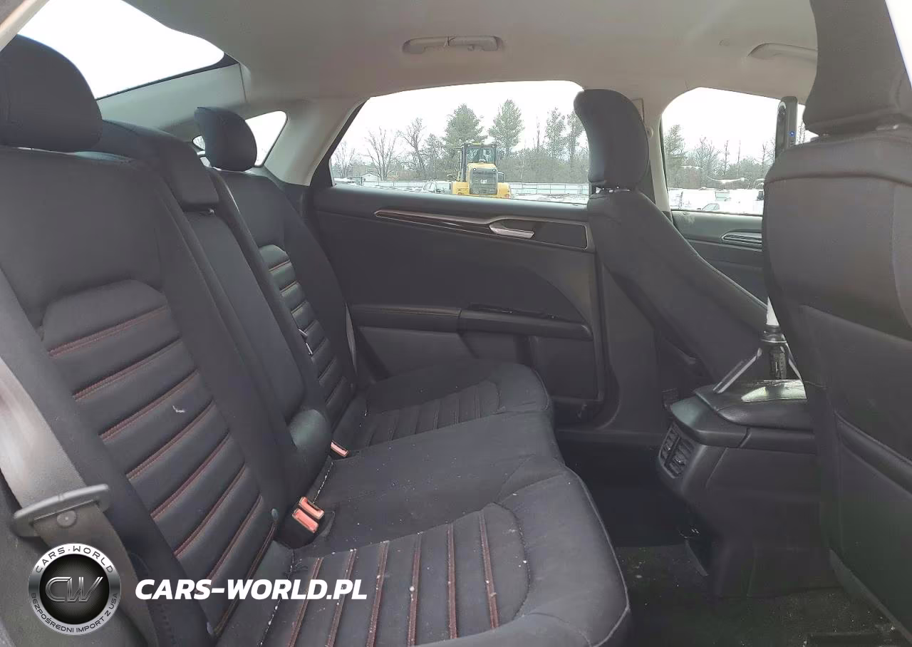2016 Ford Fusion Se Hybrid VIN:3FA6P0LU0GR351589 - 10