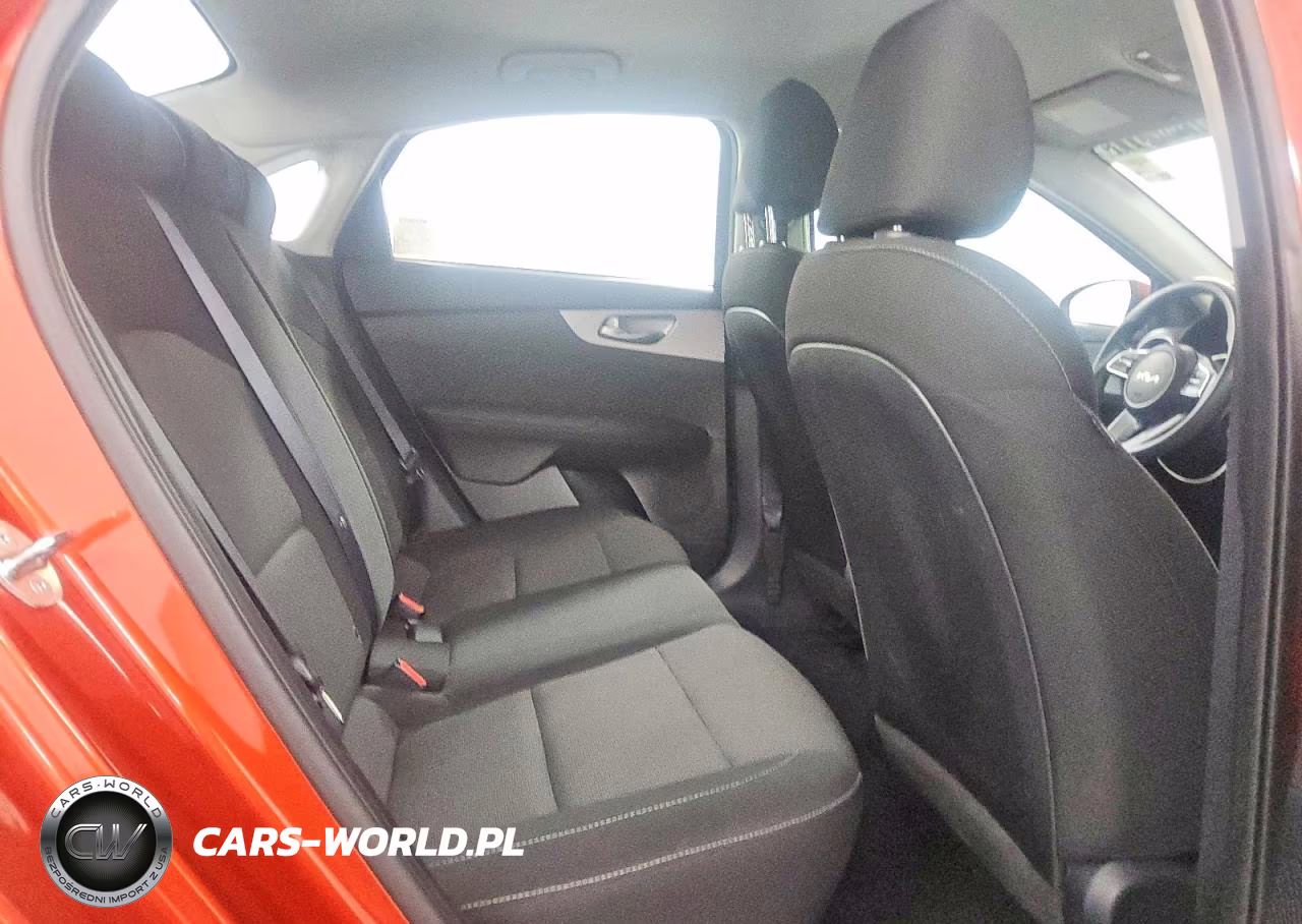 2023 Kia Forte Lxs VIN:3KPF24ADXPE597673 - 10