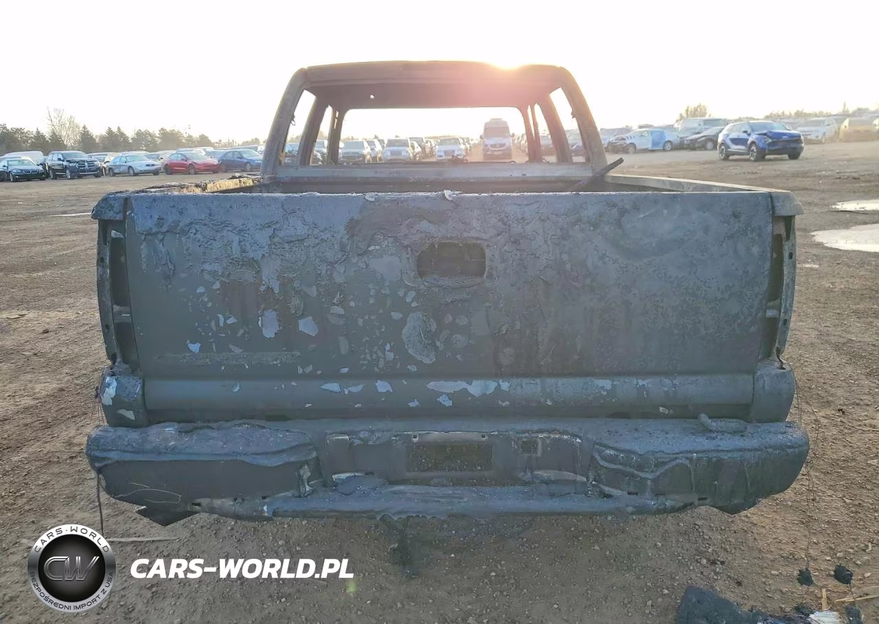 2006 Chevrolet Silverado K1500 VIN:2GCEK13T661125500 - 6