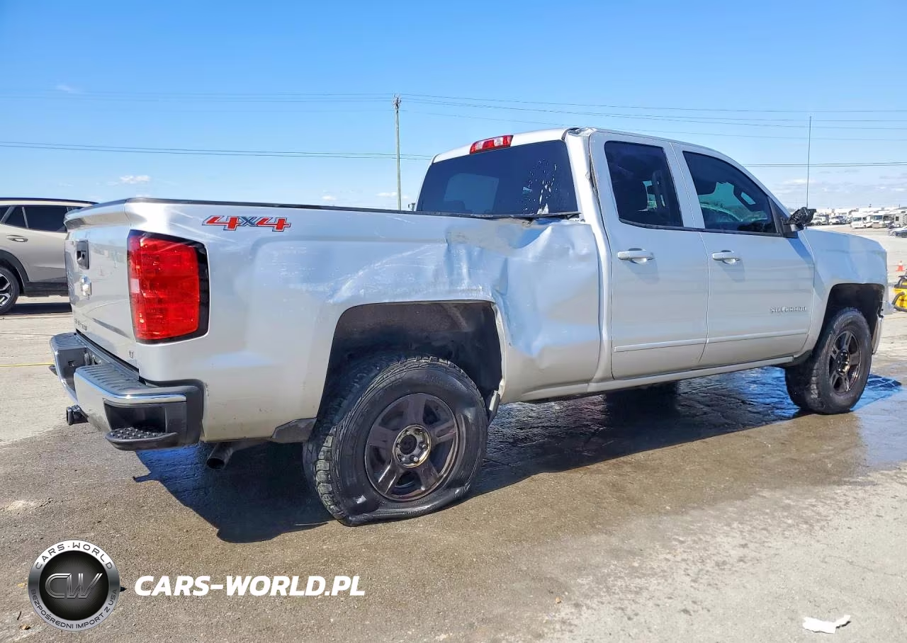 2015 Chevrolet Silverado K1500 Lt VIN:1GCVKREH0FZ425774 - 3