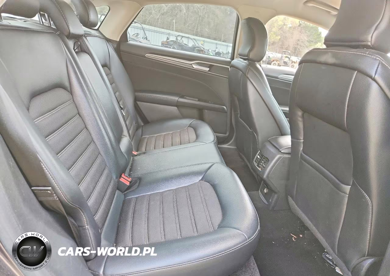 2017 Ford Fusion Se VIN:3FA6P0T90HR264398 - 10
