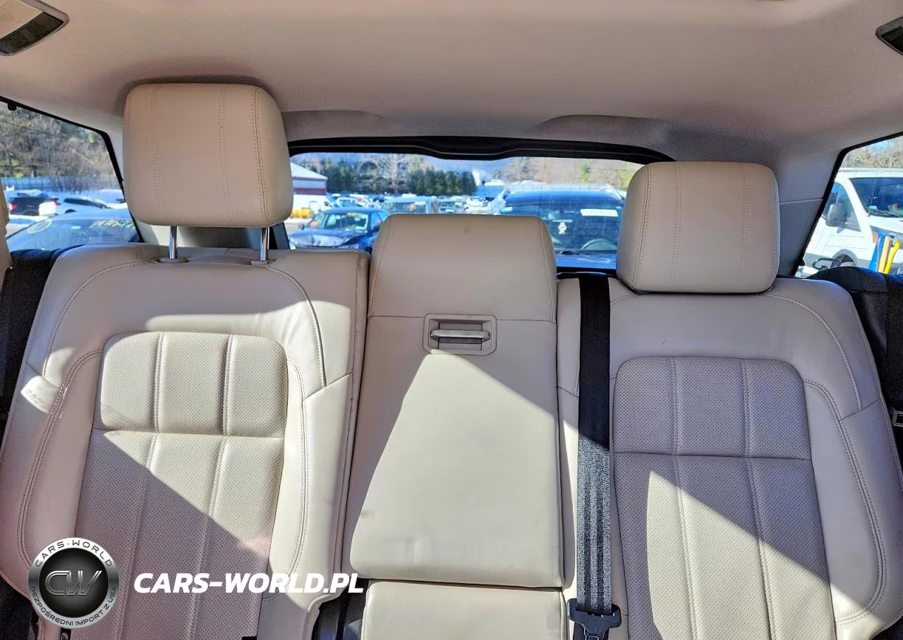 2019 Land Rover Range Rover Sport Supercharged Dynamic VIN:SALWR2RE7KA859957 - 10
