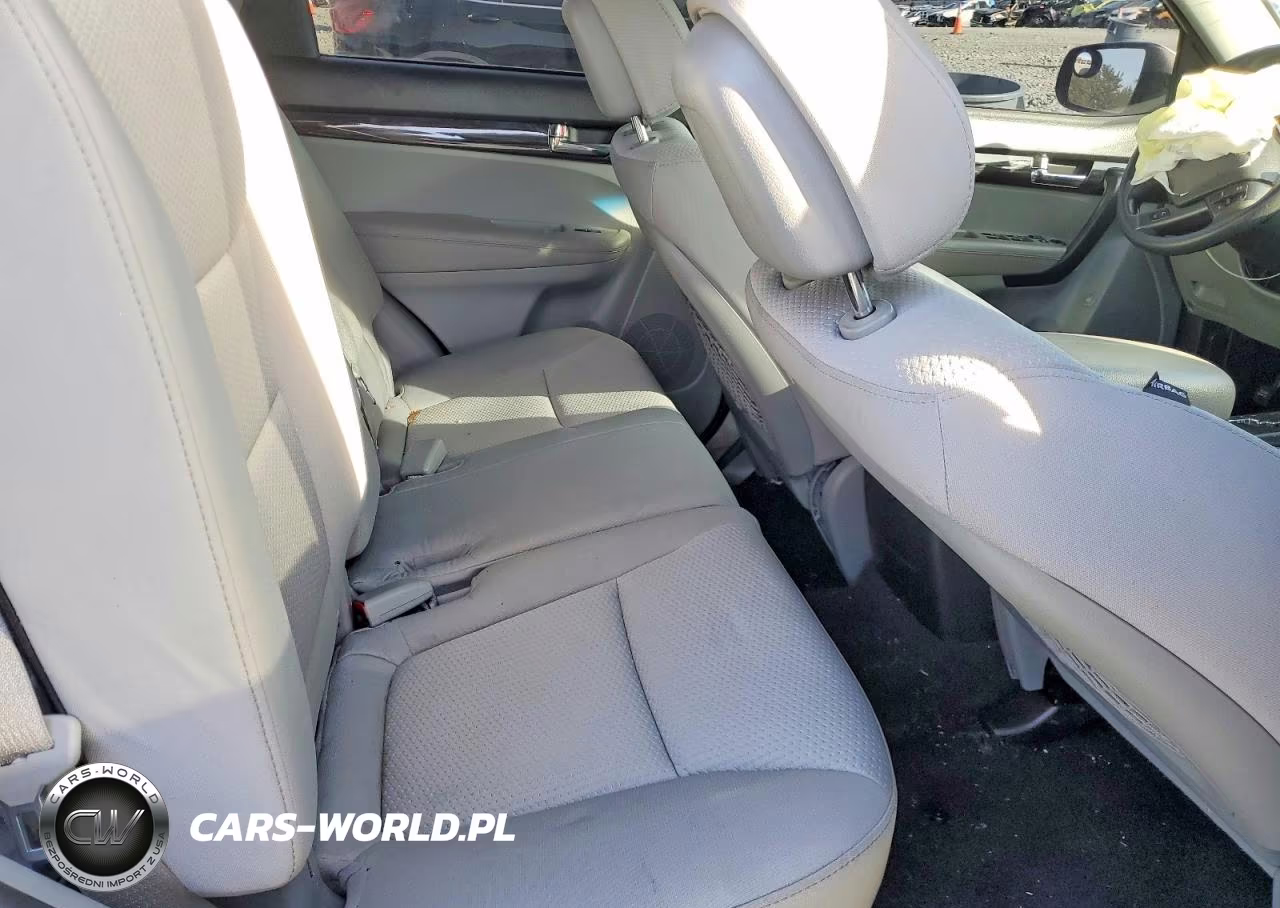 2012 Kia Sorento Lx VIN:5XYKTDA2XCG287613 - 11