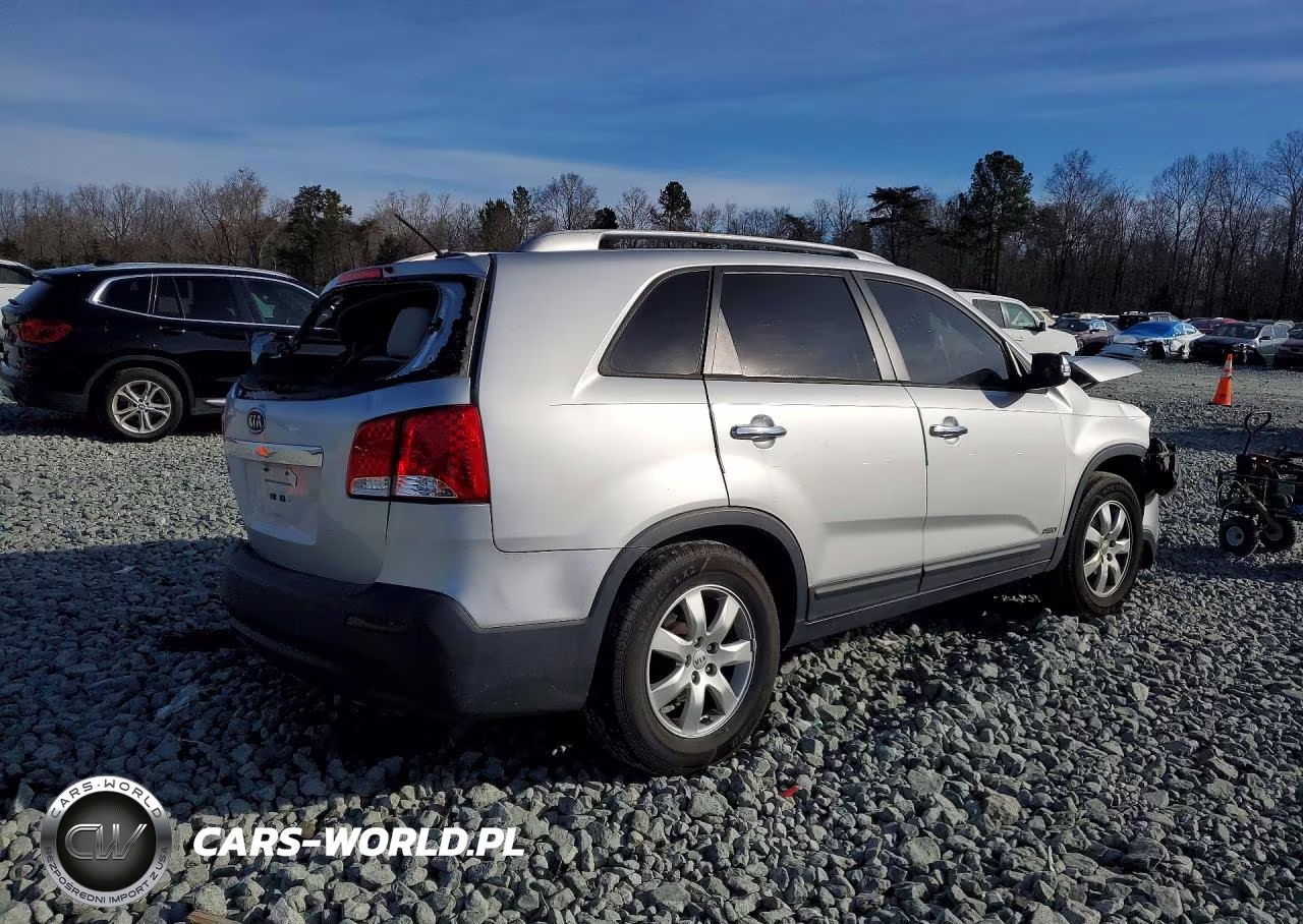 2012 Kia Sorento Lx VIN:5XYKTDA2XCG287613 - 3