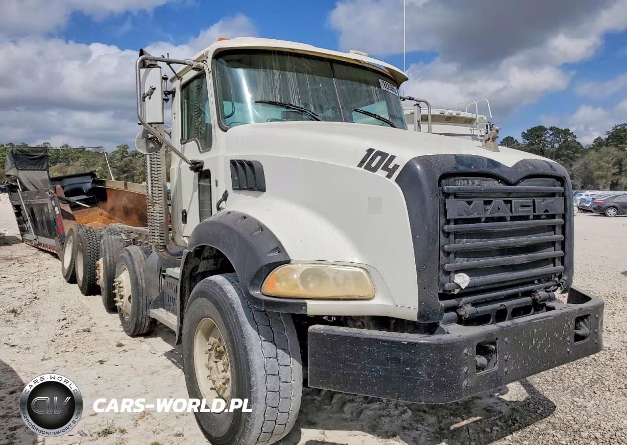 2016 Mack Granite Dump Truck