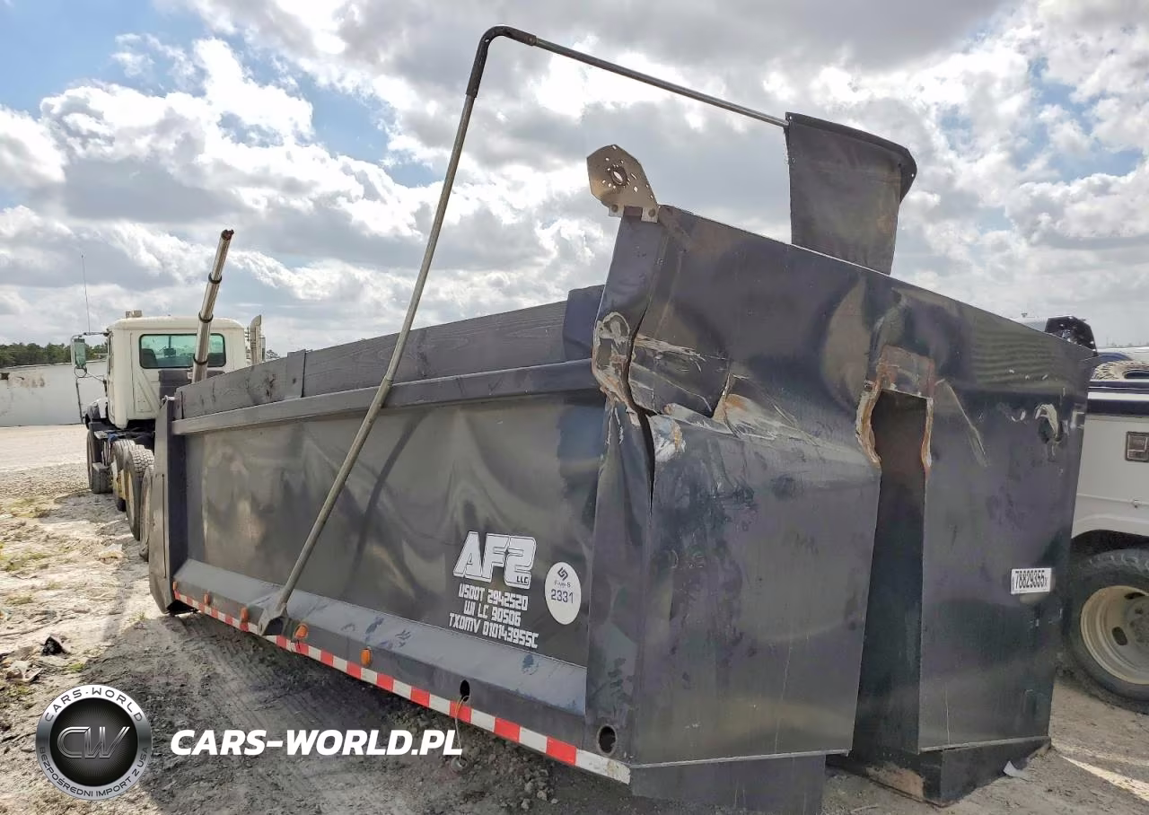 2016 Mack Granite Dump Truck VIN:1M2AX13C6GM034311 - 3
