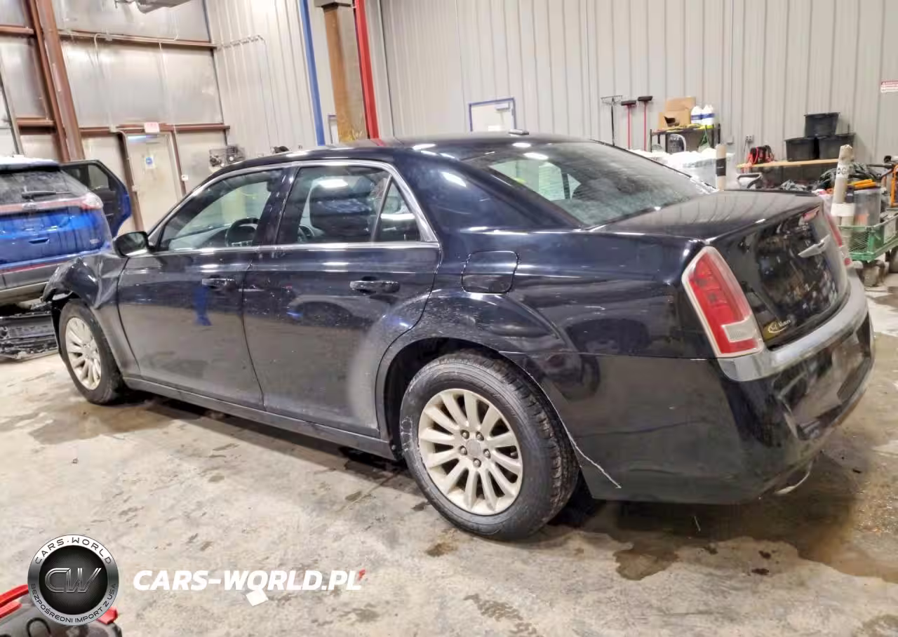 2012 Chrysler 300 VIN:2C3CCAAG9CH117697 - 2