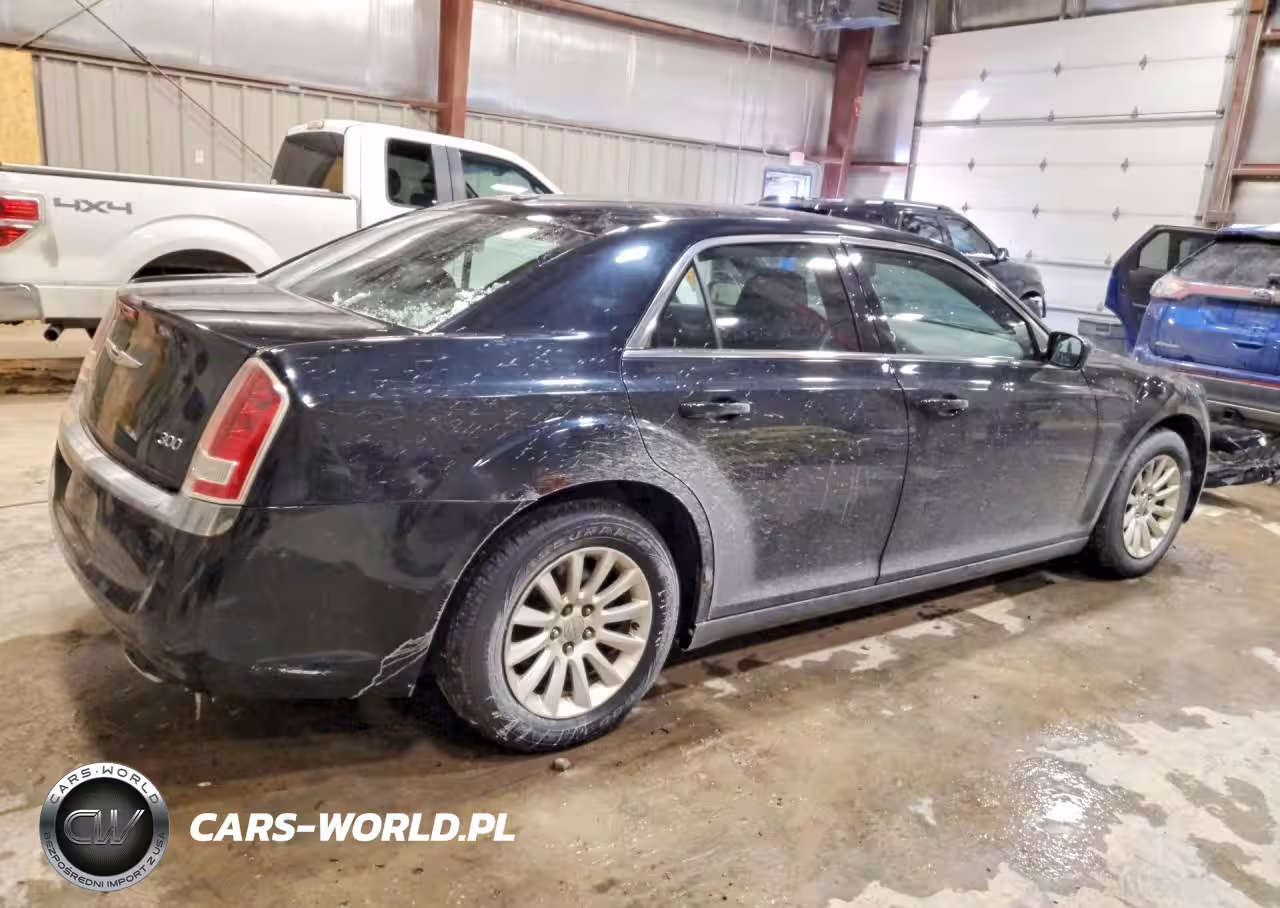 2012 Chrysler 300 VIN:2C3CCAAG9CH117697 - 3