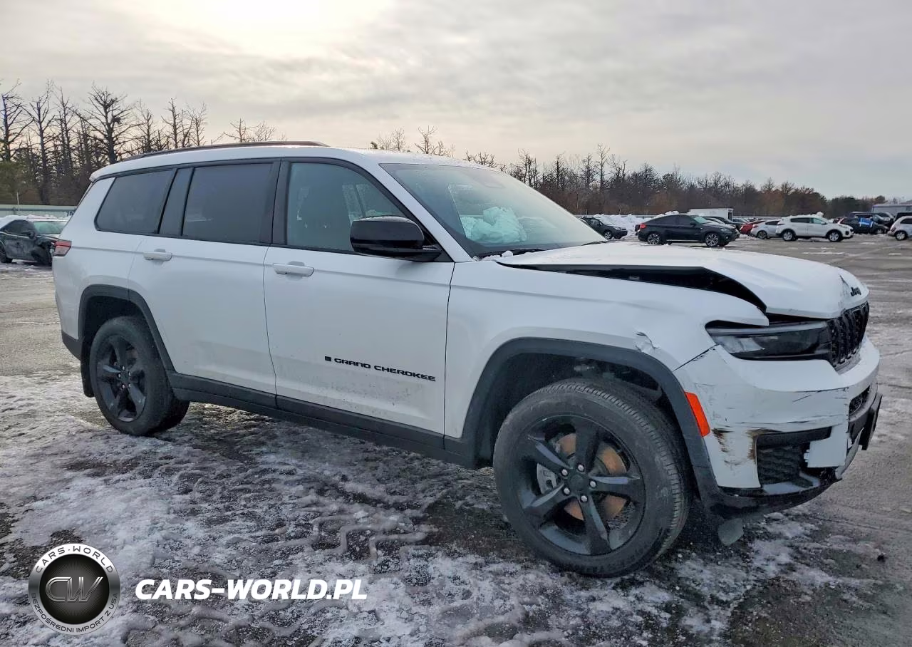2025 Jeep Grand Cherokee L Laredo VIN:1C4RJKAG0S8629225 - 4