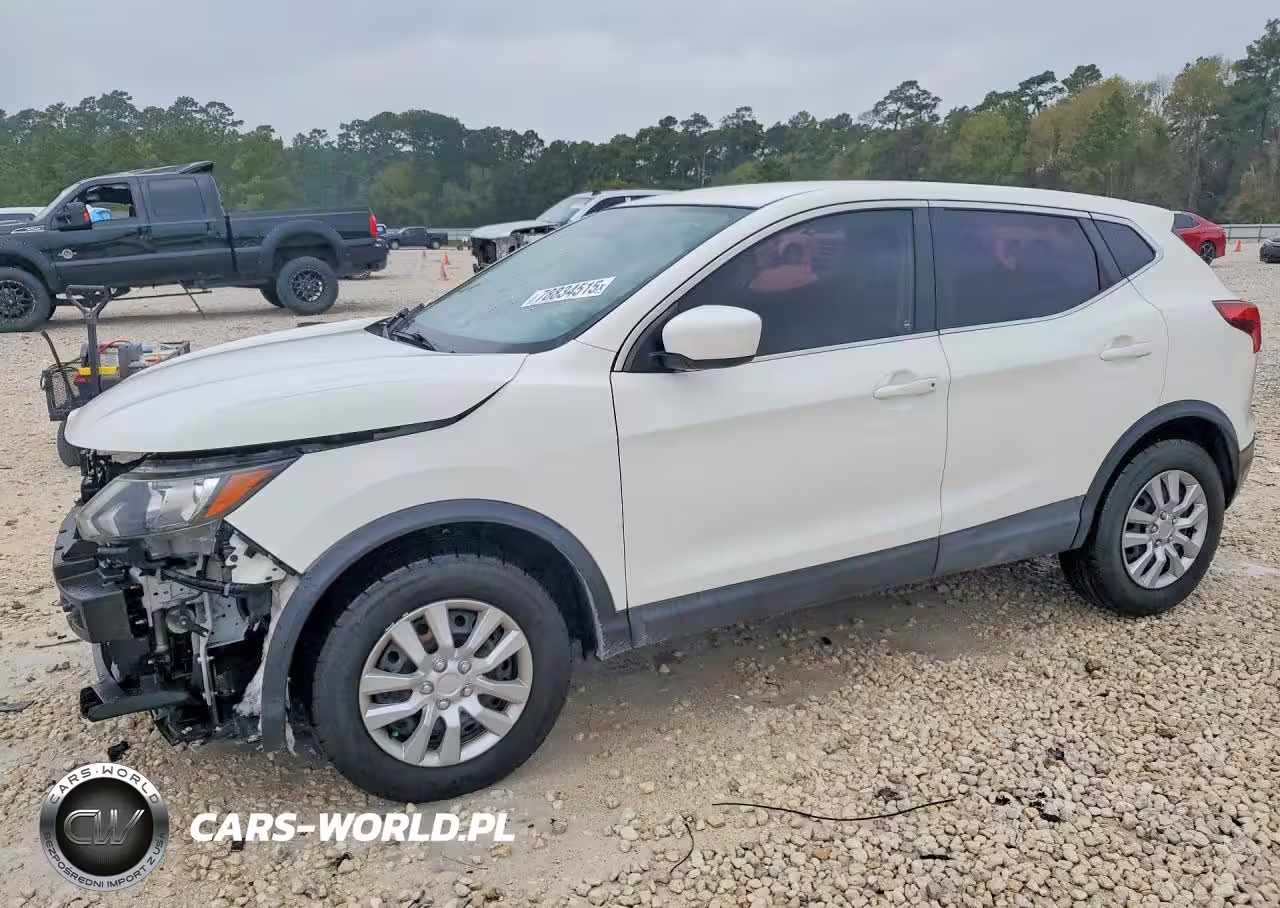 2018 Nissan Rogue Sport S