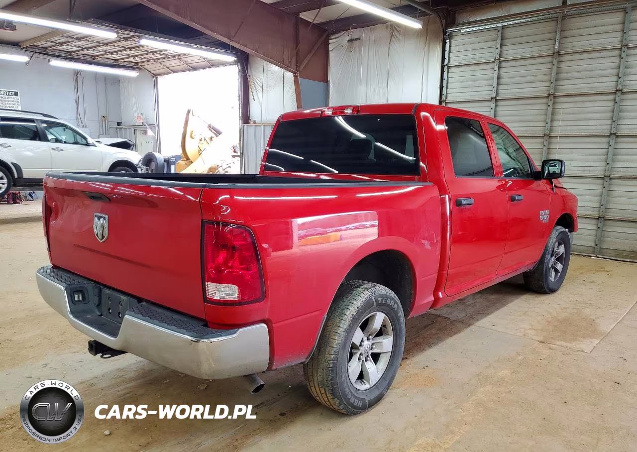 2019 Ram 1500 Classic Tradesman VIN:1C6RR6KG7KS650629 - 3