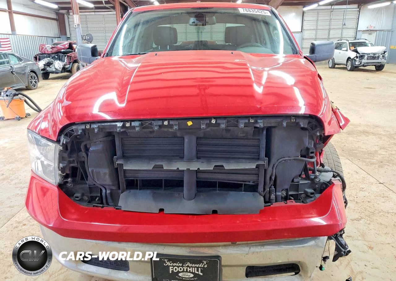 2019 Ram 1500 Classic Tradesman VIN:1C6RR6KG7KS650629 - 5