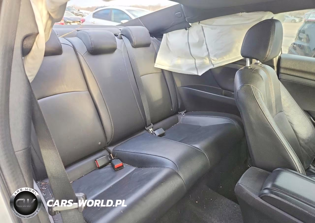 2019 Honda Civic Touring VIN:2HGFC3B95KH351565 - 10