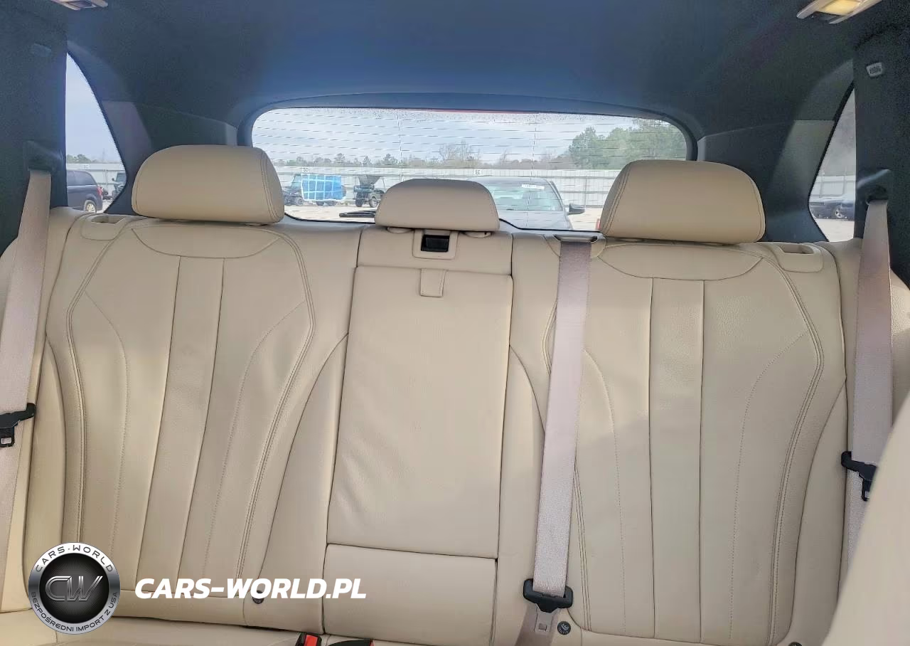 2017 BMW X5 xDrive35I VIN:5UXKR0C34H0V74762 - 10