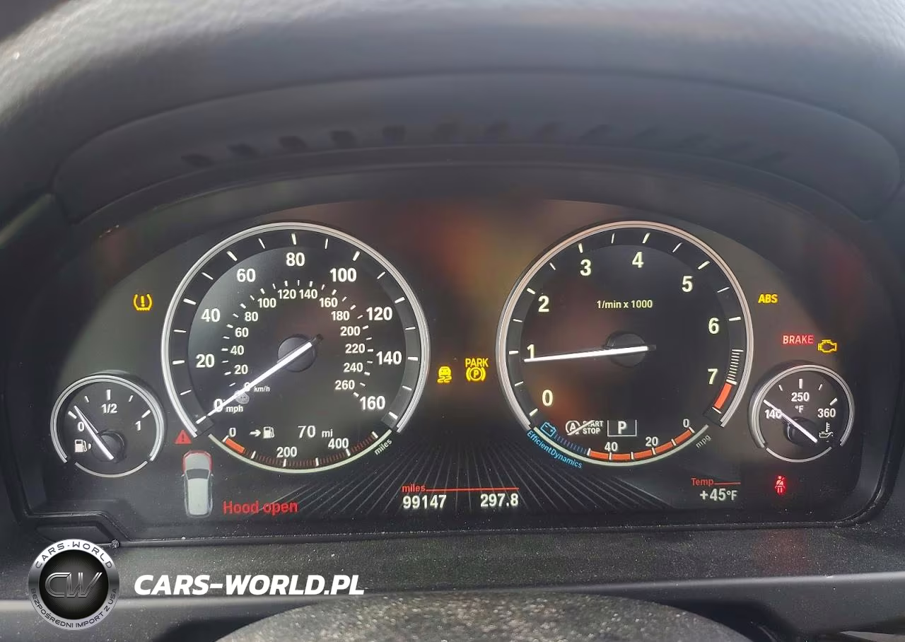 2017 BMW X5 xDrive35I VIN:5UXKR0C34H0V74762 - 9