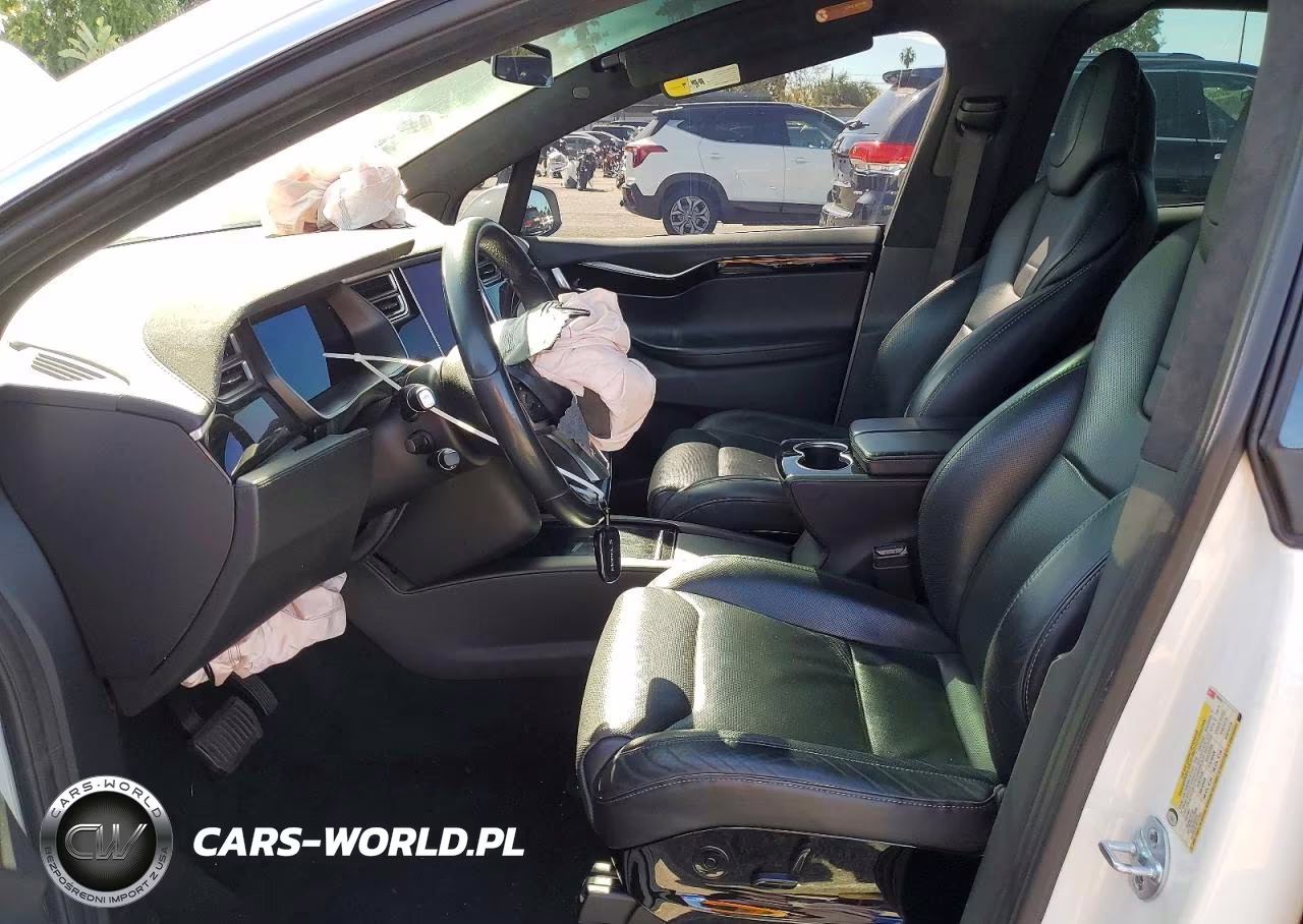 2016 Tesla Model X VIN:5YJXCAE2XGF009063 - 7