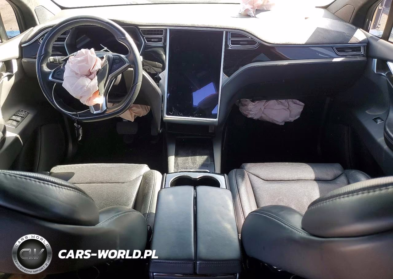 2016 Tesla Model X VIN:5YJXCAE2XGF009063 - 8