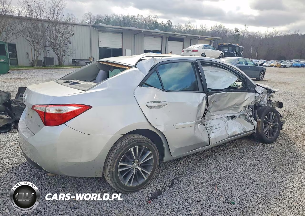 2016 Toyota Corolla Le Plus VIN:5YFBURHE3GP493934 - 3