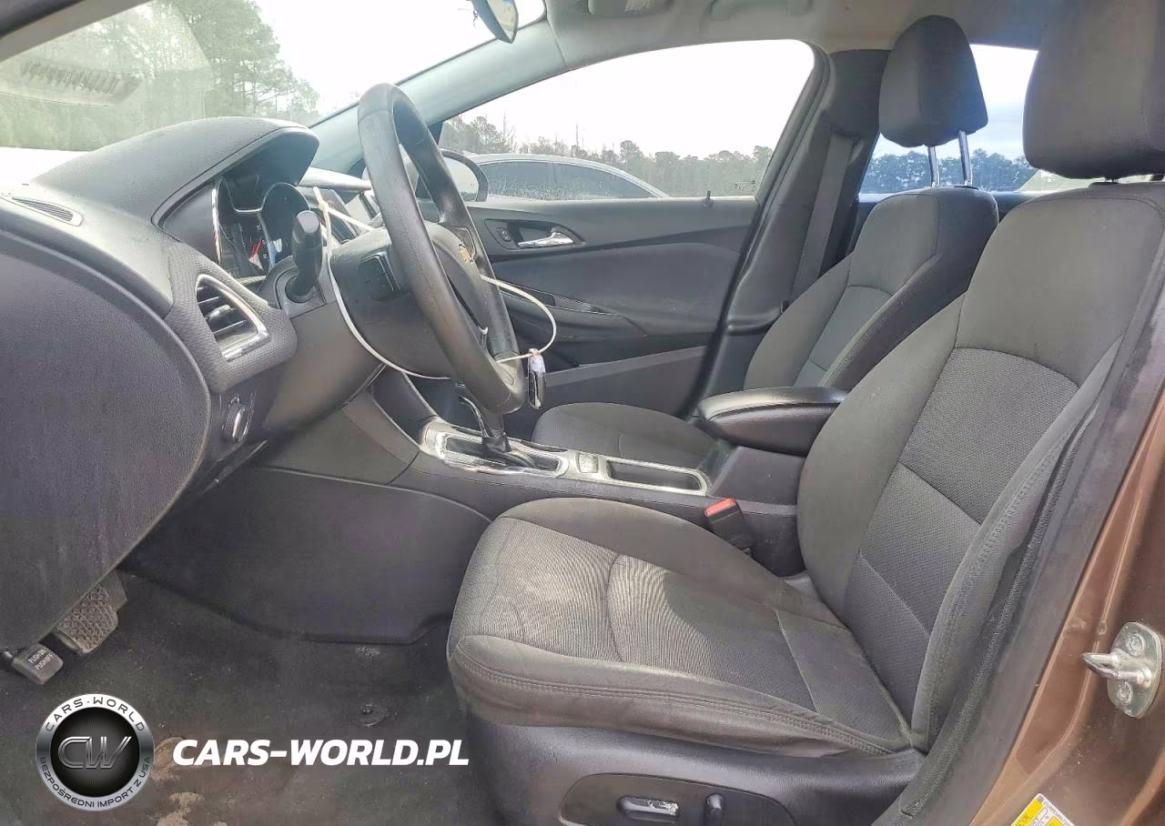 2019 Chevrolet Cruze Lt VIN:1G1BE5SM6K7109458 - 7