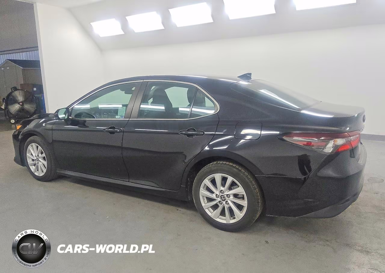 2021 Toyota Camry Le VIN:4T1C11AK3MU548469 - 2