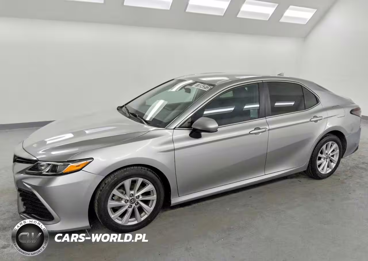 2021 Toyota Camry Le