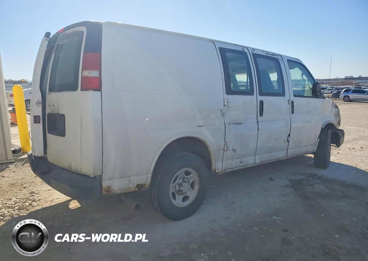 2008 Chevrolet Express G1500 VIN:1GCFG15X981142967 - 3